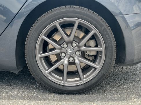 Used 2020 Tesla Model 3 RWD image 9