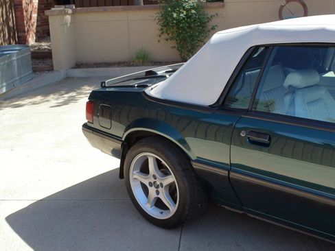 Used 1991 Ford Mustang LX RWD image 18