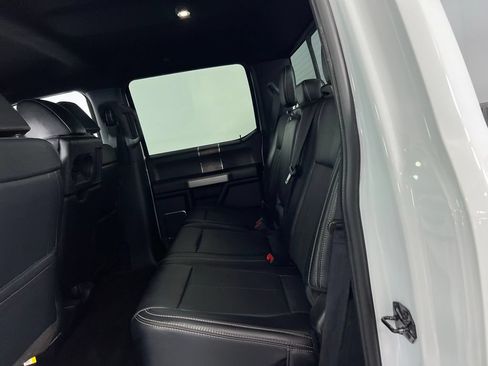 Used 2022 Ford F250 Lariat w/ FX4 Off-Road Package AWD/4WD image 23