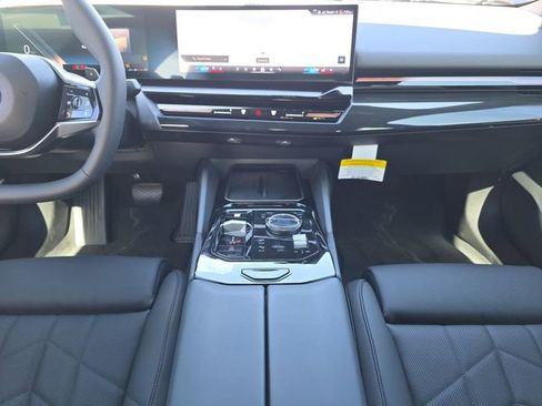 New 2025 BMW 530i w/ Premium Package image 16