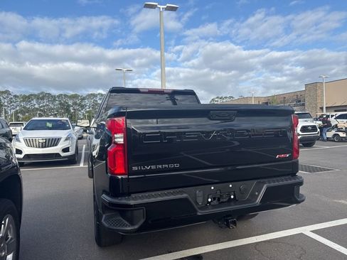 Used 2024 Chevrolet Silverado 1500 RST image 3