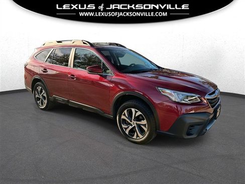 Used 2022 Subaru Outback Limited image 1