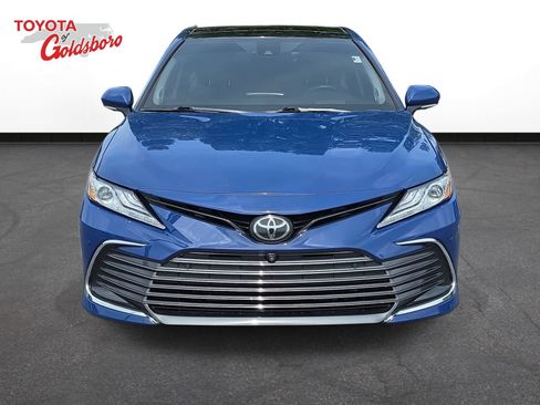 Used 2023 Toyota Camry XLE w/ Navigation Package FWD image 2