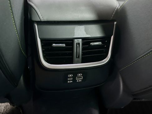 Used 2025 Subaru Outback Onyx Edition AWD/4WD image 26