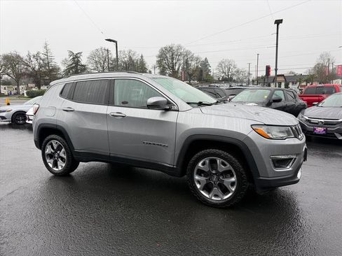 Used 2020 Jeep Compass Limited image 7