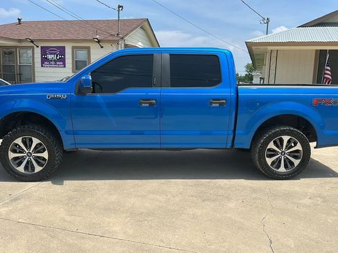 Used 2019 Ford F150 XL w/ Equipment Group 101A Mid AWD/4WD image 2