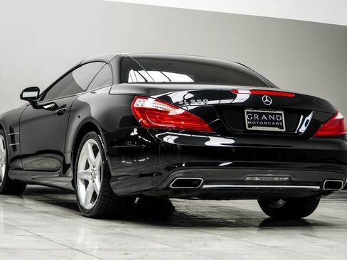 Used 2014 Mercedes-Benz SL 550 image 11