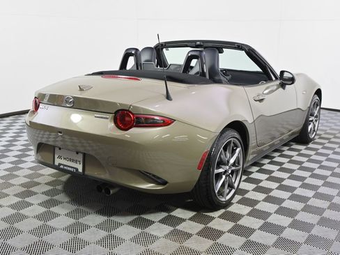 Used 2023 MAZDA MX-5 Miata Grand Touring RWD image 13