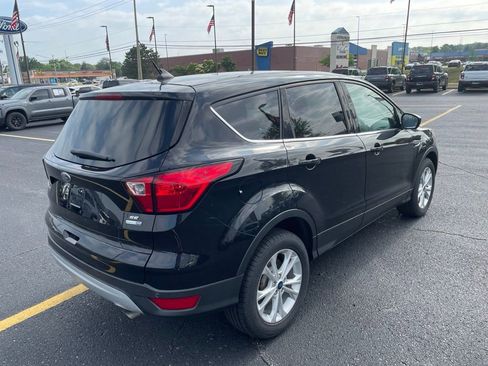 Used 2019 Ford Escape SE w/ Ford Safe & Smart Package AWD/4WD image 5