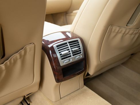Used 2013 Mercedes-Benz S 550 image 37