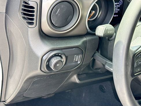 Used 2023 Jeep Wrangler Unlimited Sport image 11