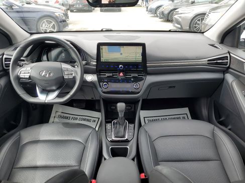 Used 2020 Hyundai Ioniq Limited image 12