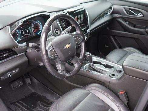 Used 2018 Chevrolet Traverse Premier w/ Redline Edition AWD/4WD image 11