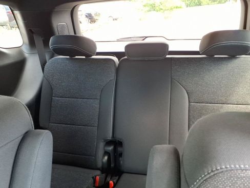 Certified 2025 Chevrolet Traverse LT w/ LPO, Floor Liner Package AWD/4WD image 14
