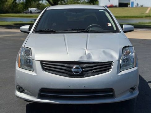 Used 2010 Nissan Sentra 2.0 S FWD image 2