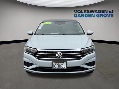 Used 2019 Volkswagen Jetta SEL FWD image 3