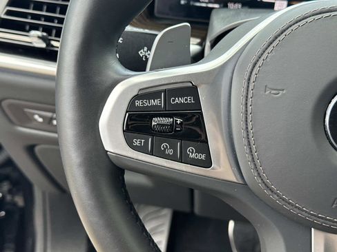 Certified 2025 BMW X6 xDrive40i image 30