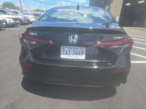Used 2025 Honda Civic Sport image 5
