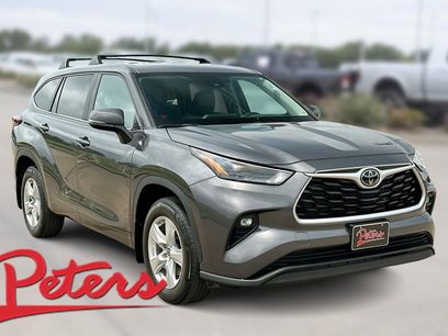 Used 2023 Toyota Highlander L
