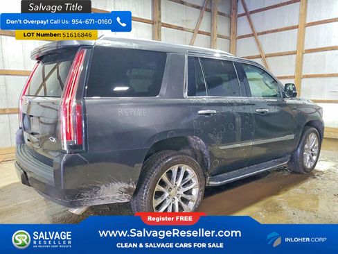 Used 2018 Cadillac Escalade Luxury AWD/4WD image 4