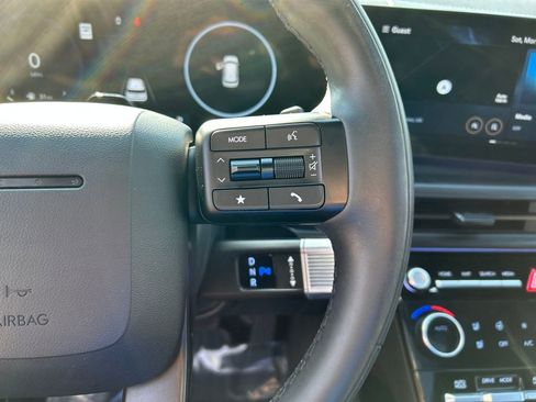 Used 2025 Hyundai Santa Fe Calligraphy AWD/4WD image 24