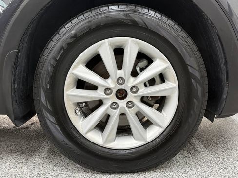 Used 2019 Kia Sorento FWD image 46