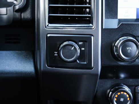 Used 2020 Ford F150 XLT w/ Equipment Group 302A Luxury RWD image 44