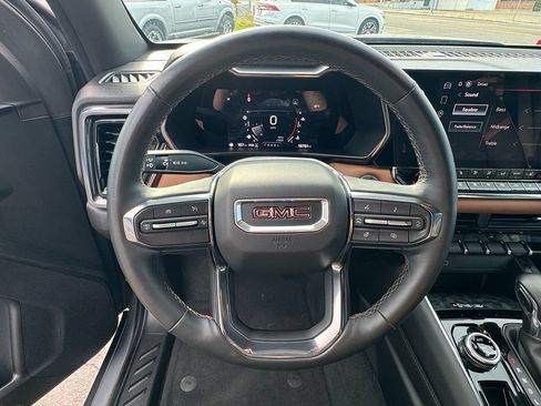 Used 2023 GMC Canyon AT4 w/ AT4 Premium Package AWD/4WD image 20