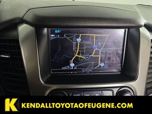 Used 2019 Chevrolet Suburban LT image 14