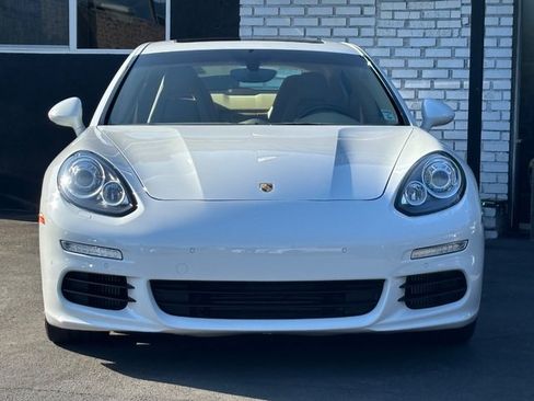 Used 2015 Porsche Panamera S RWD image 2