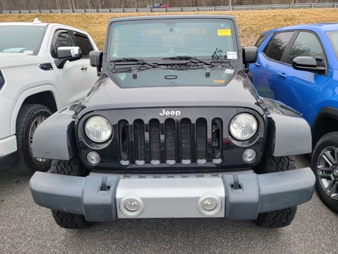 Used 2015 Jeep Wrangler Sahara w/ Connectivity Group image 2