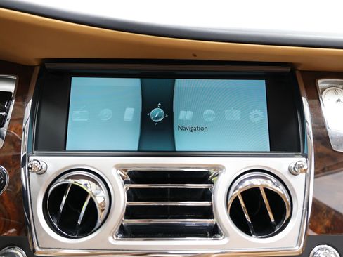 Used 2016 Rolls-Royce Ghost image 30