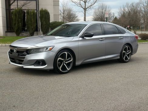 Used 2022 Honda Accord Sport Special Edition image 3