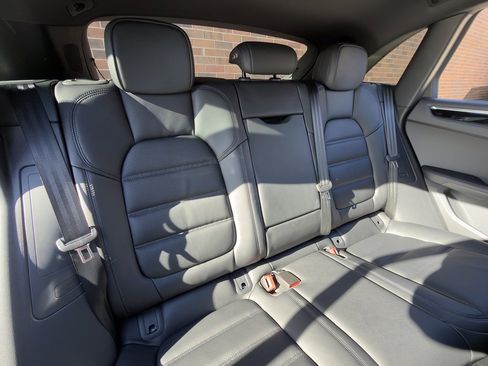 New 2026 Porsche Macan S image 22