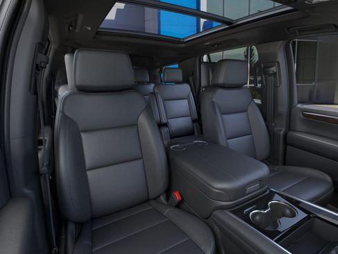 New 2026 Chevrolet Tahoe Z71 image 17