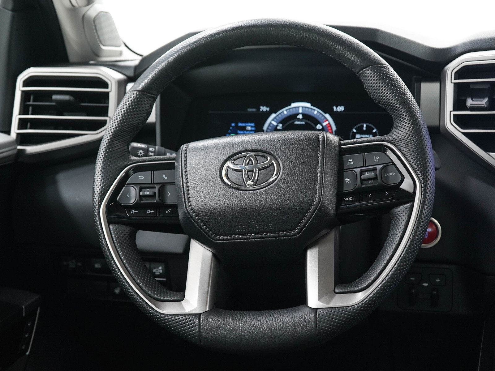 Used 2024 Toyota Tundra Limited w/ TRD Off-Road Package AWD/4WD image 16