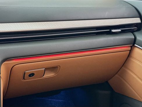 Used 2025 Genesis GV80 3.5T Prestige image 16