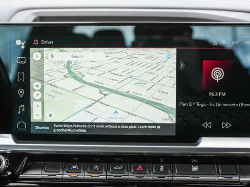 Used 2024 GMC Sierra 1500 SLT image 15