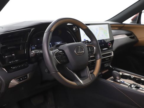 Used 2025 Lexus RX 350h w/ Convenience Package image 16