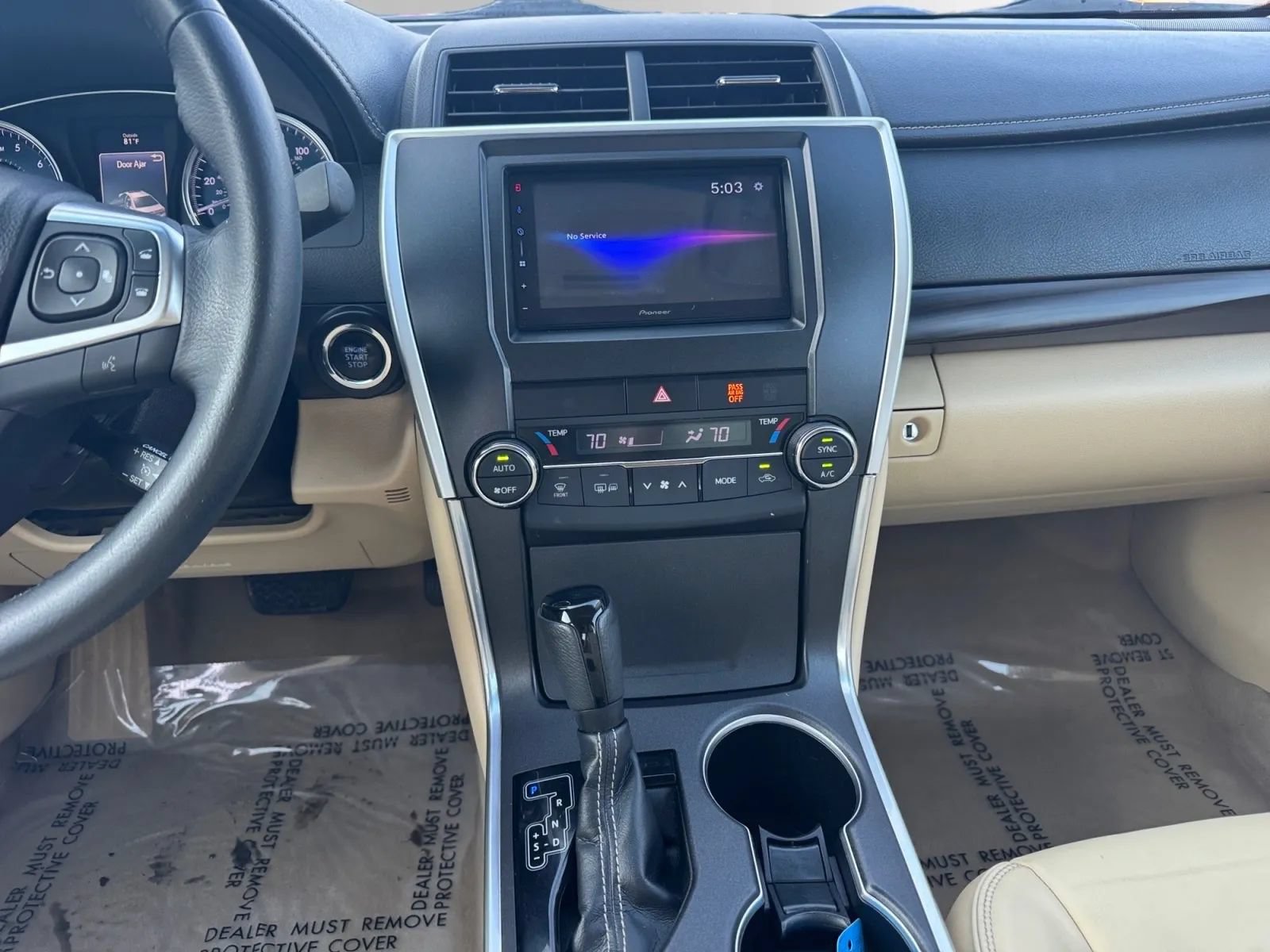 Used 2015 Toyota Camry XLE w/ Convenience Package FWD image 16