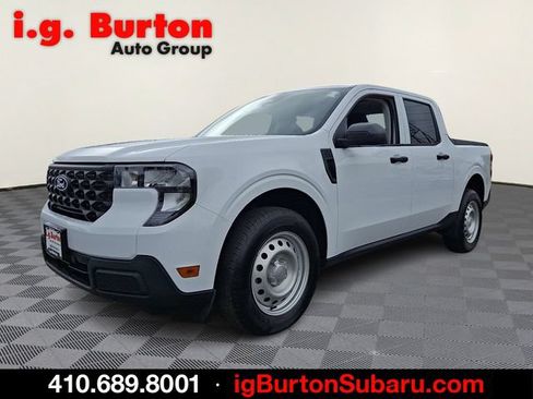 Used 2025 Ford Maverick XL FWD image 3