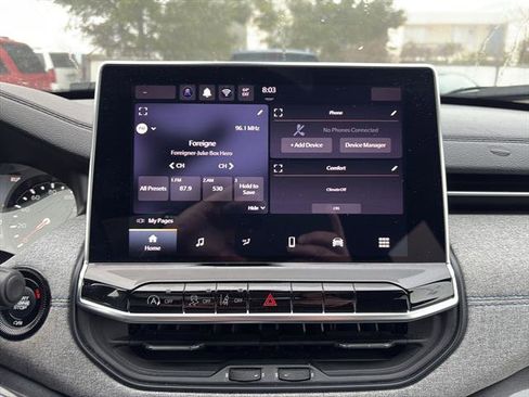 Used 2024 Jeep Compass Latitude image 19