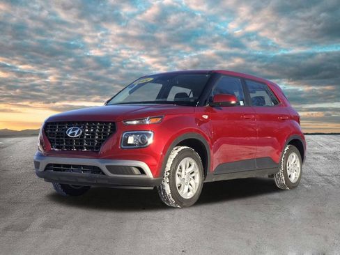 Used 2024 Hyundai Venue SE image 4