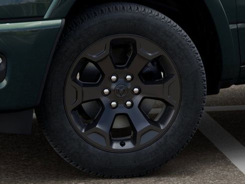 New 2026 RAM 1500 4x4 Crew Cab image 8