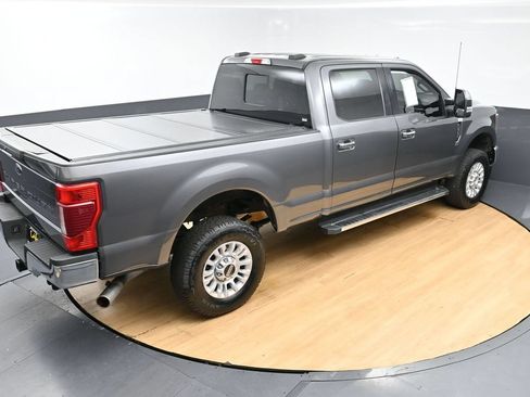 Used 2021 Ford F350 XLT w/ XLT Premium Package AWD/4WD image 5