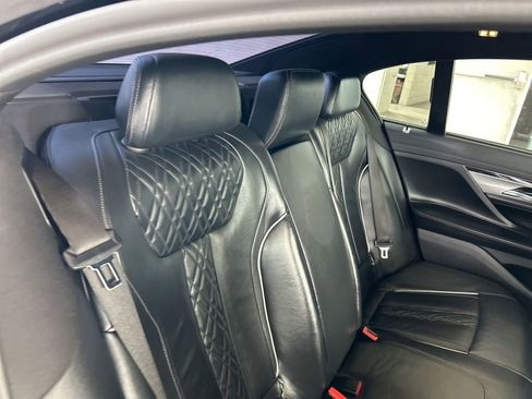 Used 2022 BMW 740i xDrive w/ M Sport Package image 26