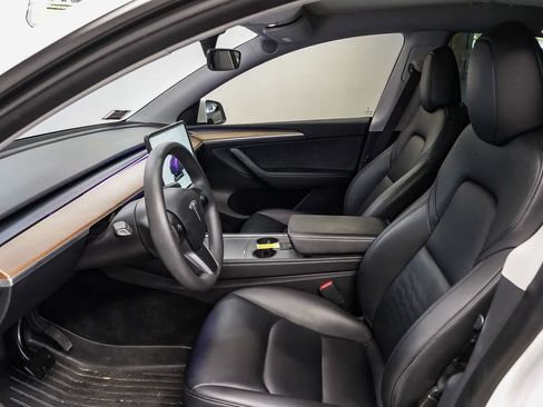 Used 2023 Tesla Model Y AWD image 17