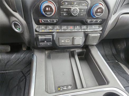 Certified 2019 Chevrolet Silverado 1500 LTZ w/ LTZ Premium Package image 18