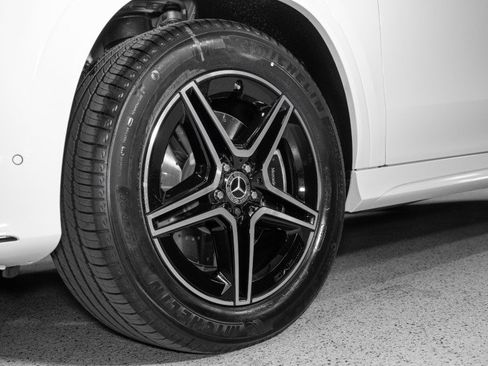 New 2026 Mercedes-Benz GLE 580 4MATIC image 34