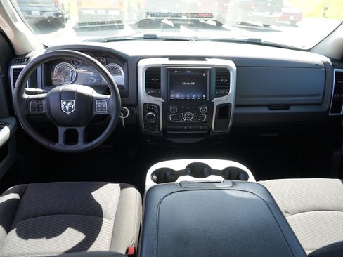 Used 2019 RAM 1500 Classic Warlock AWD/4WD image 24